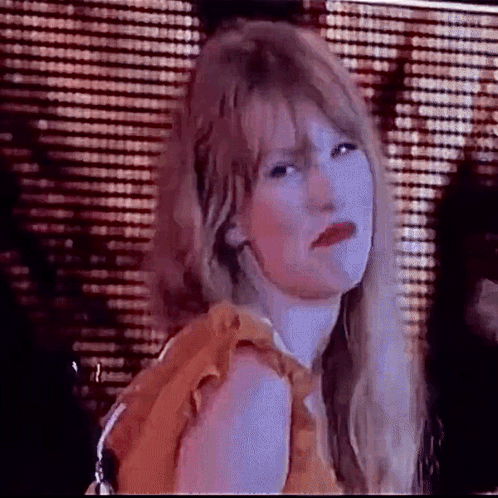 taylor swift loves love